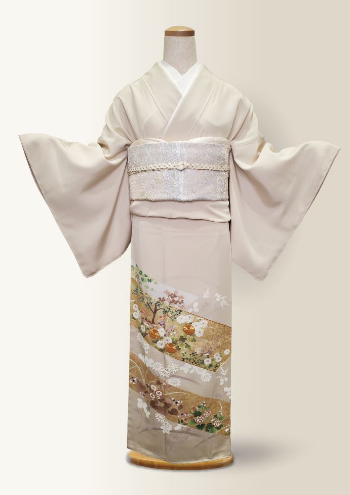 いせや深谷本店色留袖レンタル