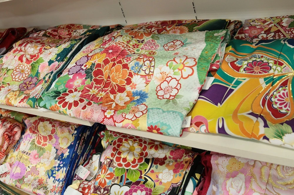 Komachi 八木橋店の振袖コーナー