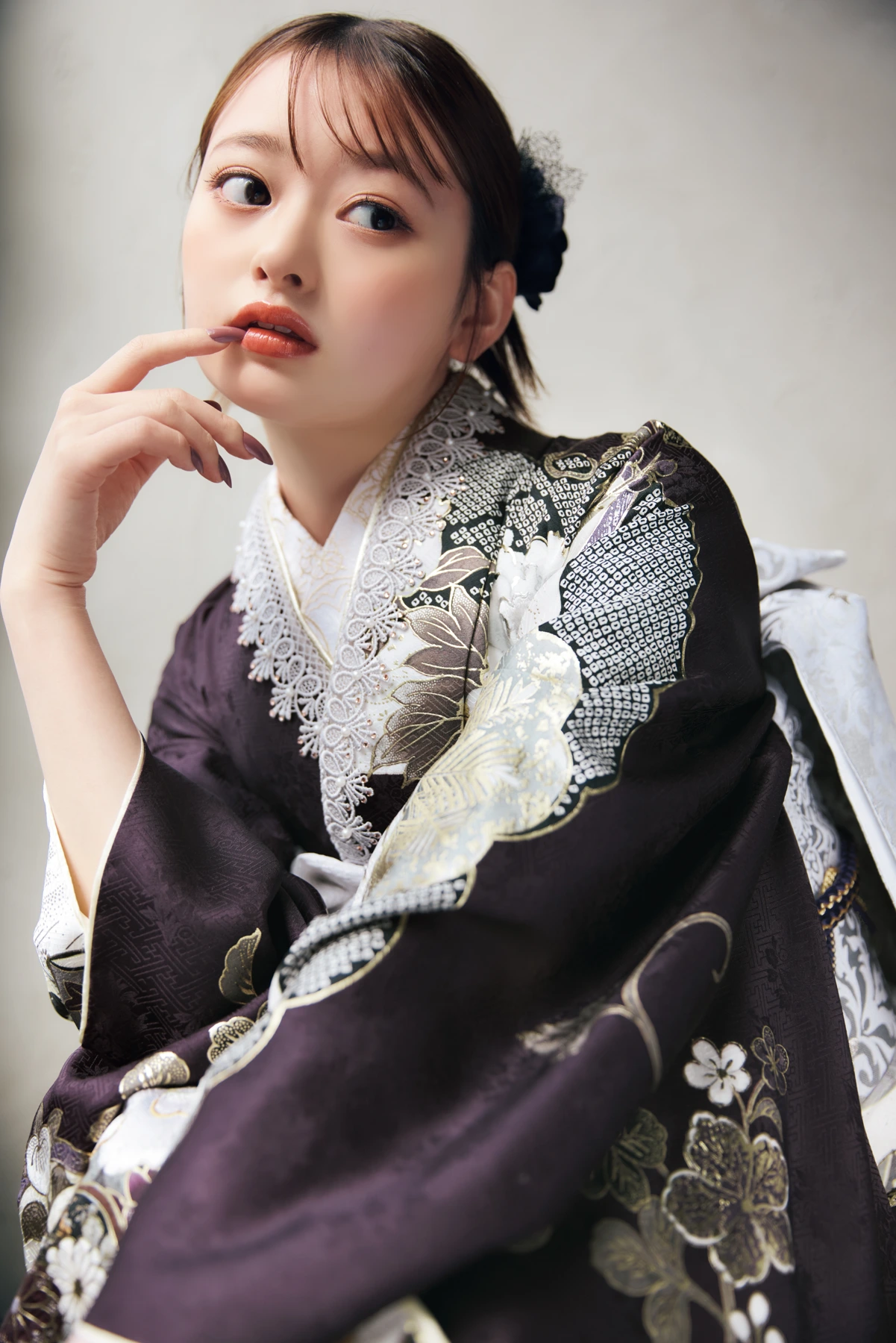 深い色で、甘さをひとさじ。