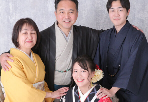前撮りの集合写真で家族は何を着ればいいの？疑問にお答えいたします！　東松山店