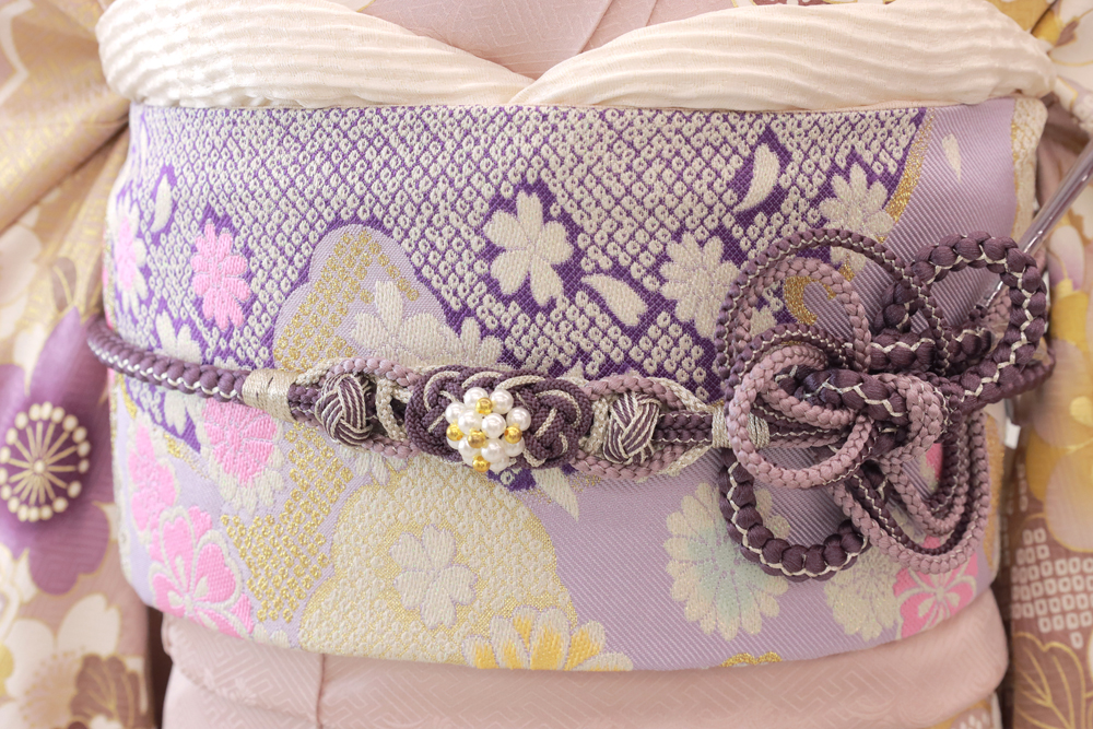 くすみピンク振袖