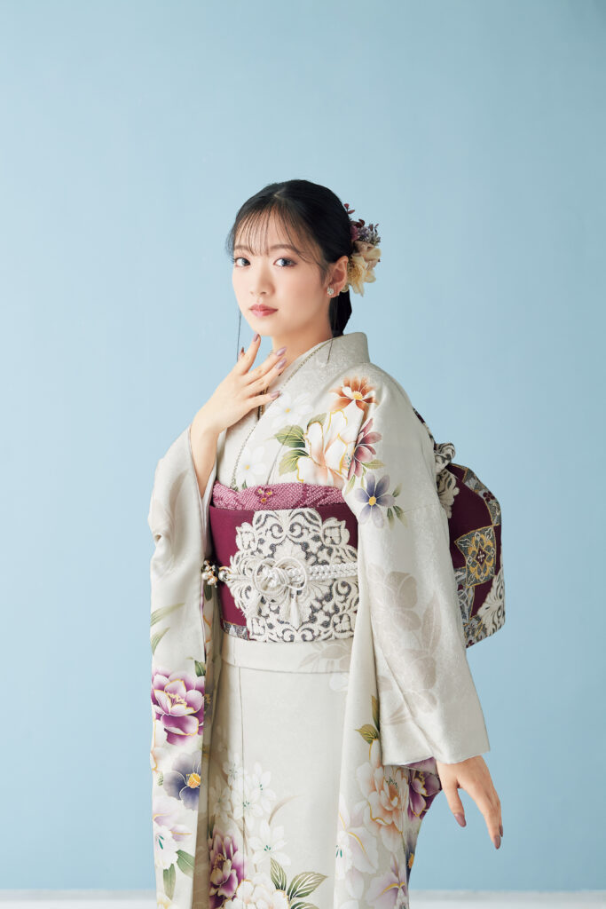 くすみ振袖