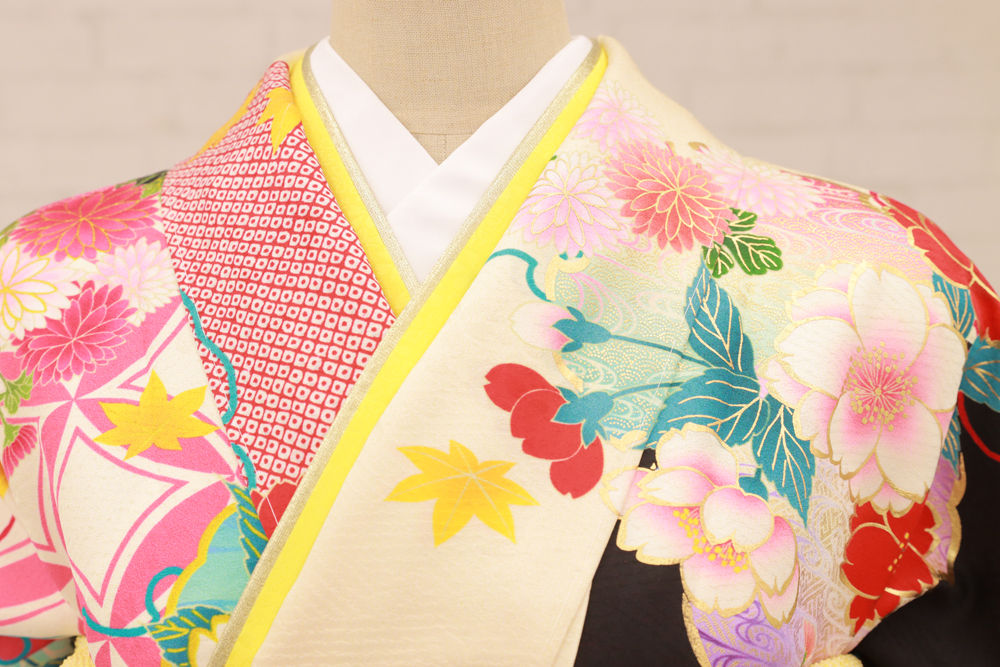 総柄振袖