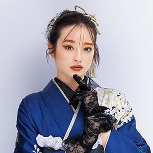 振袖コレクション　HATACHIのモデル