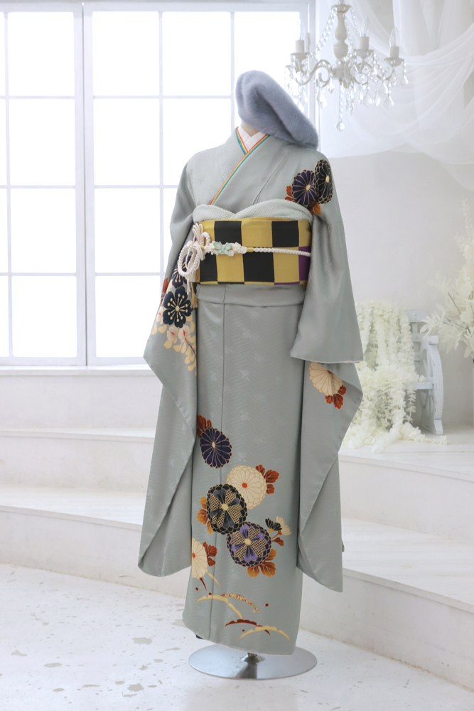 くすみ水色振袖