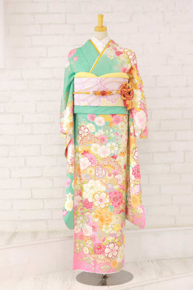 ミントグリーン振袖