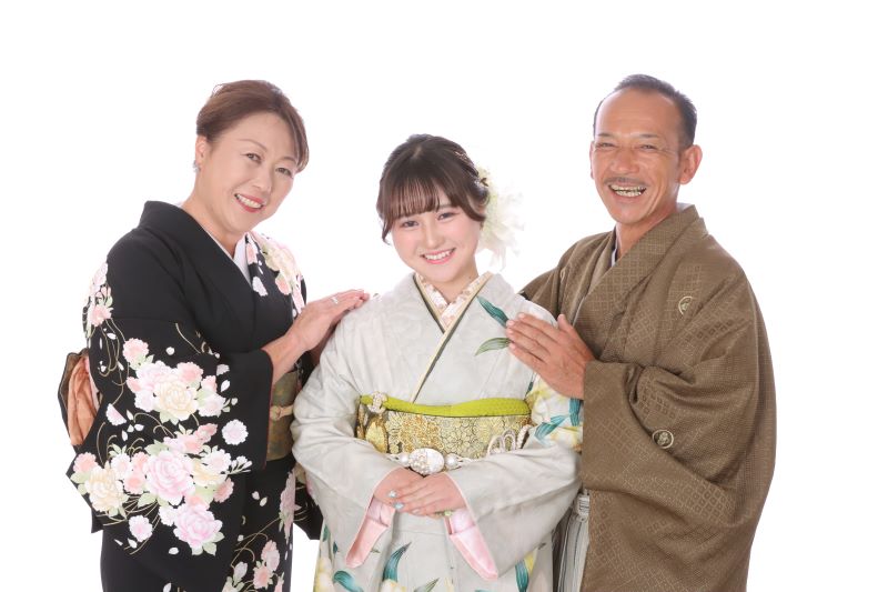 東松山店振袖家族写真