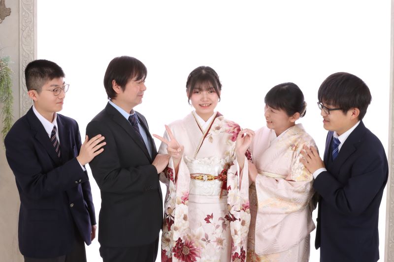 東松山店振袖家族写真