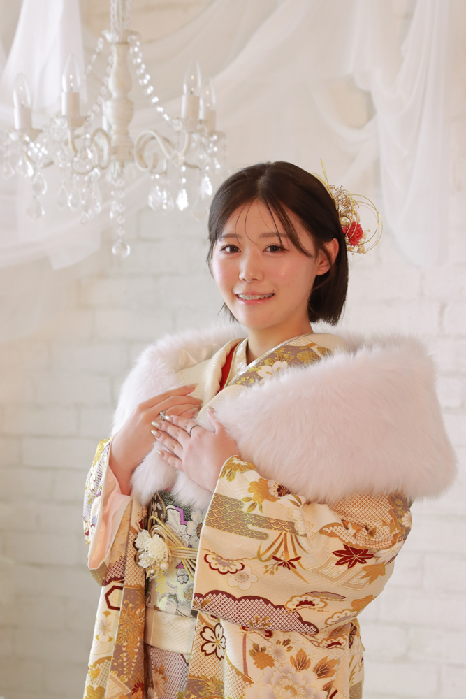 成人式当日、自分らしさが引き立つ一枚との出会いが、最高の思い出を作ります。