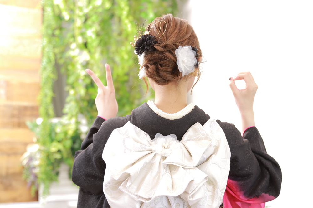ふわふわ可憐なゆるふわシニヨンヘア