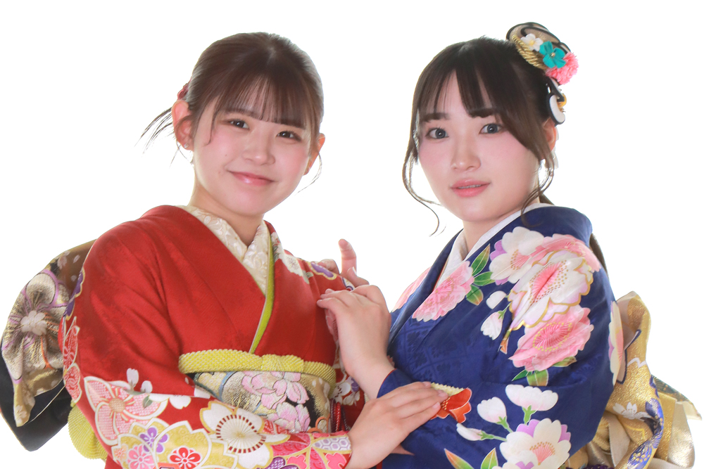 さまざまな色やデザインの成人式振袖